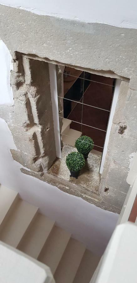 Les Chemins De La Cite Chambre Ou Appartement قرقشونه المظهر الخارجي الصورة